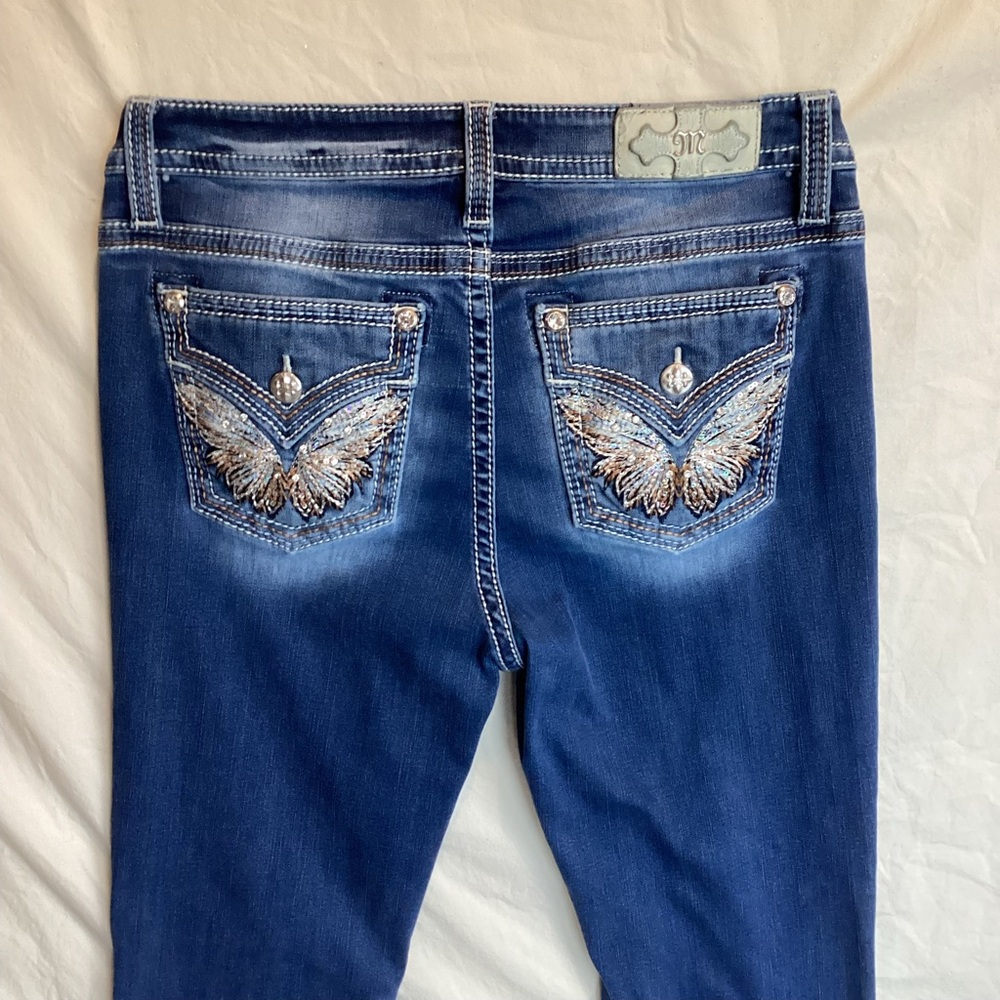 Miss me mid rise Boy cut jeans butterfly embellished - Picture 9 of 11